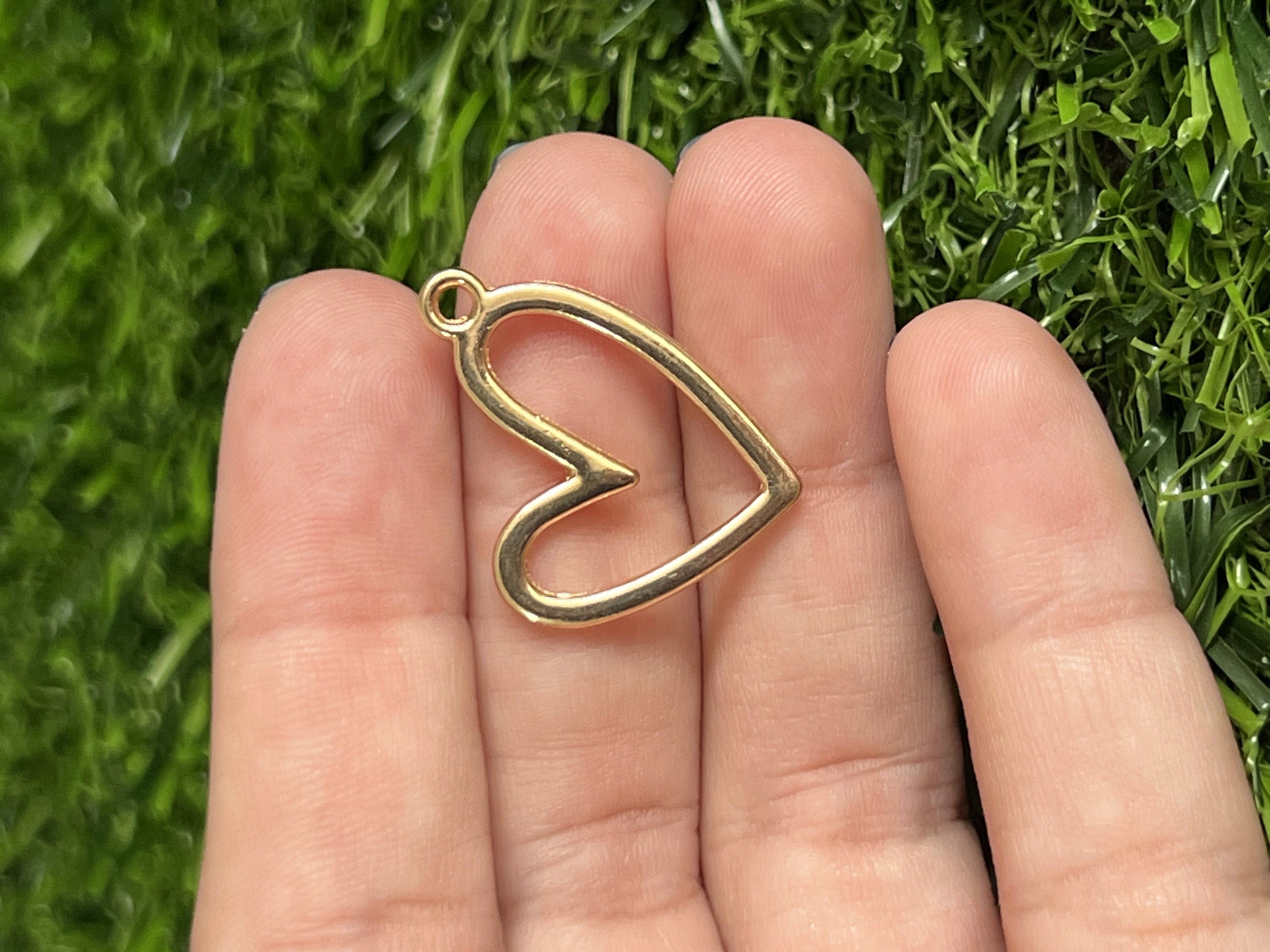 Bisel Corazon Oblicuo Dorado